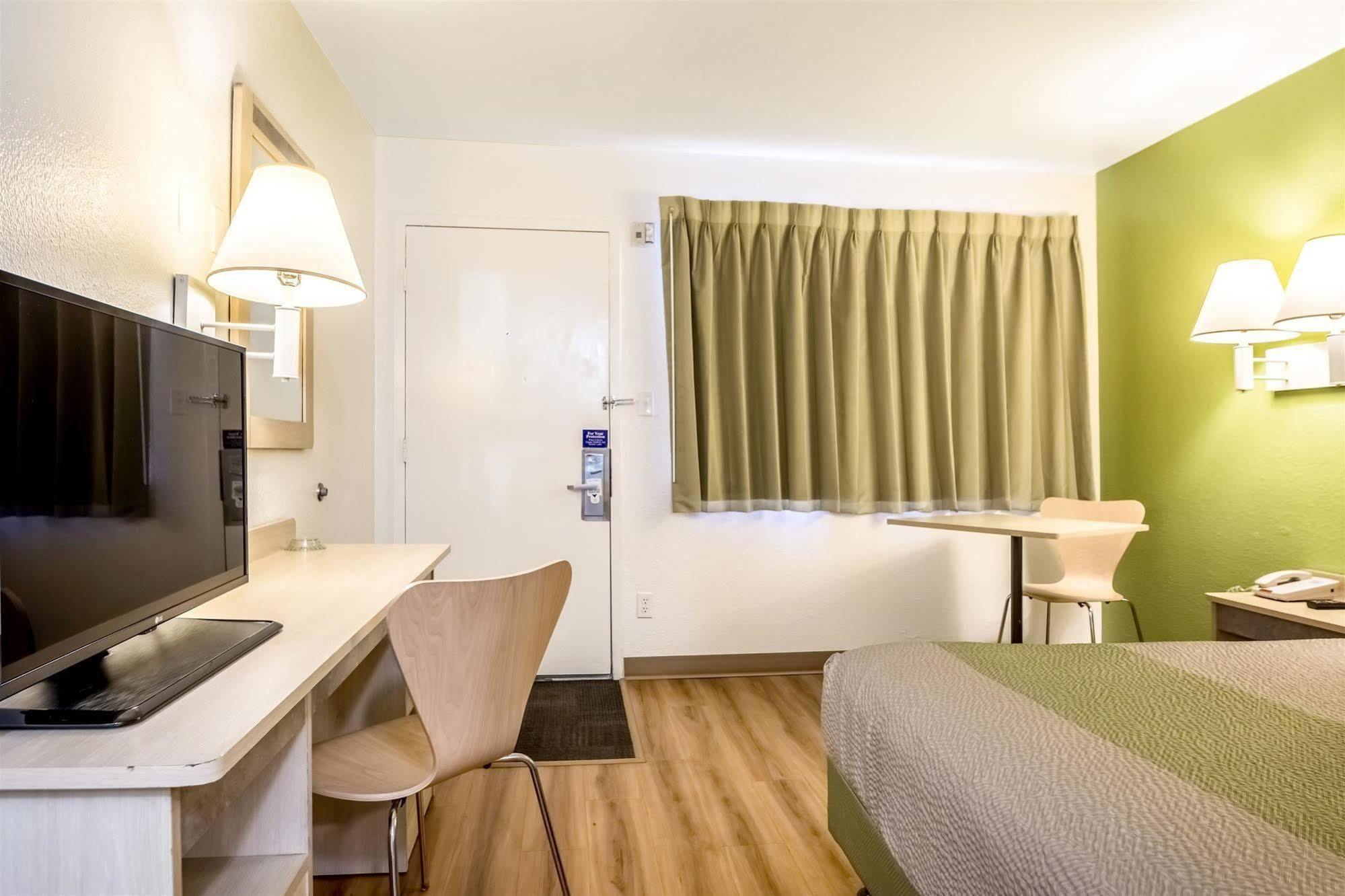 Motel 6-Pueblo, Co - I-25 Εξωτερικό φωτογραφία