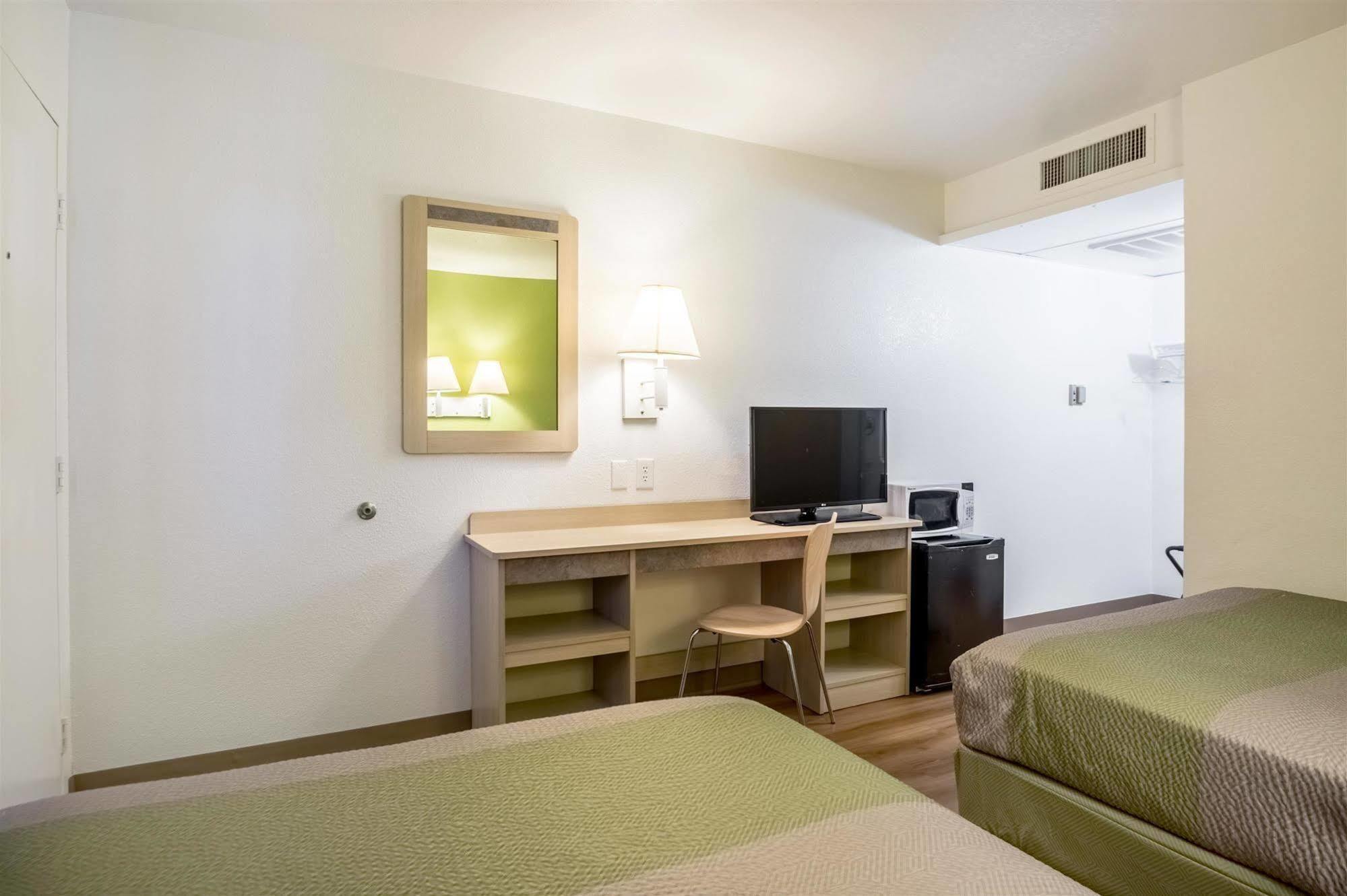 Motel 6-Pueblo, Co - I-25 Εξωτερικό φωτογραφία