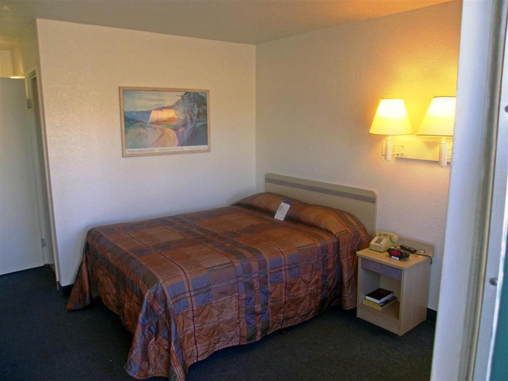 Motel 6-Pueblo, Co - I-25 Δωμάτιο φωτογραφία